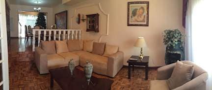 Paqui Hostal