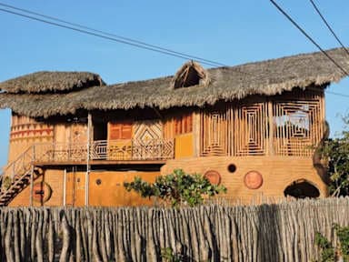 Raizes Eco Hostel