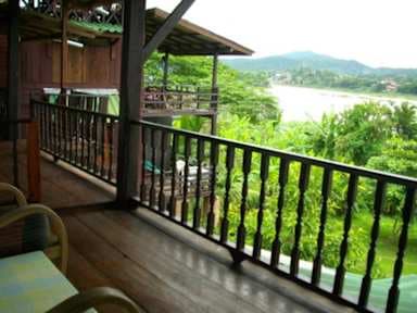 Baanrimtaling Cafe & Stay
