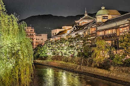 Historical Ryokan Hostel K's House Ito Onsen